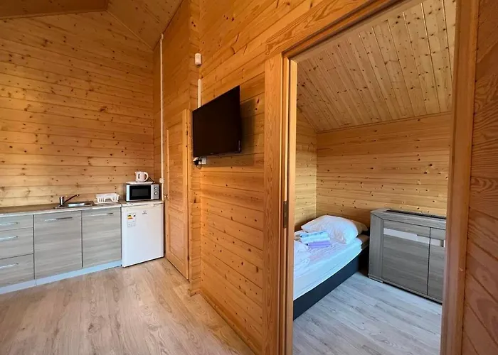 Willa I Domki Dobranocka *