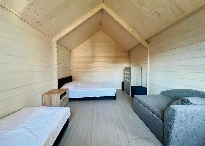 Willa I Domki Dobranocka *