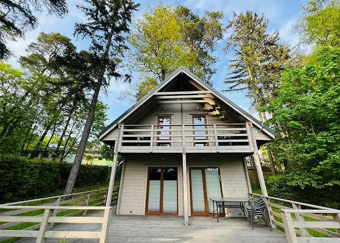 Willa I Domki Dobranocka * Krynica Morska