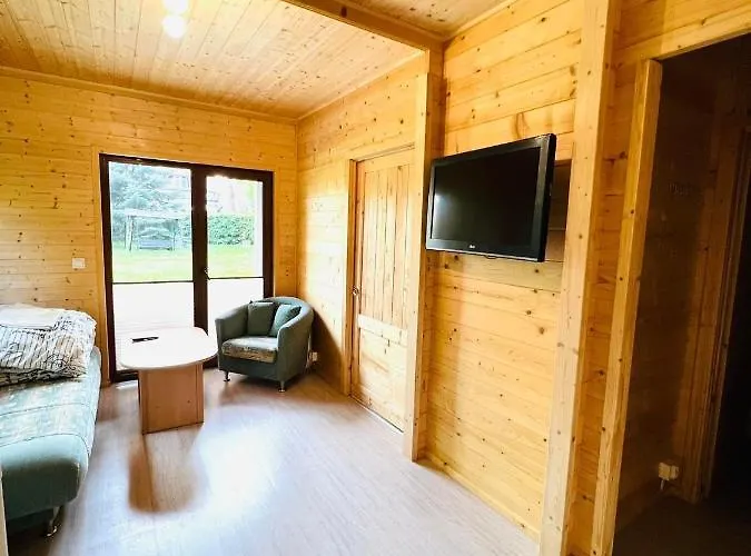 Willa I Domki Dobranocka Penzion *