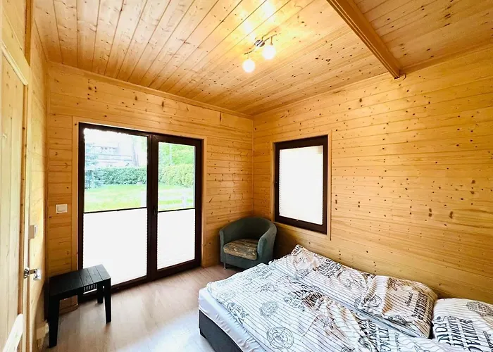 Penzion Willa I Domki Dobranocka *